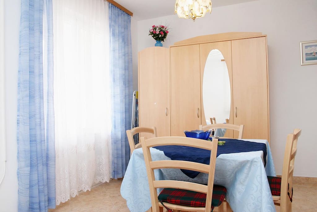 Dining room, Surface: 10 m²