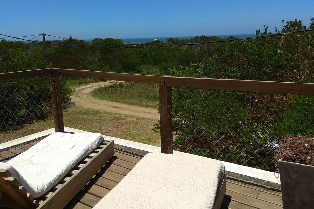 Terraza con hermosa vista al mar