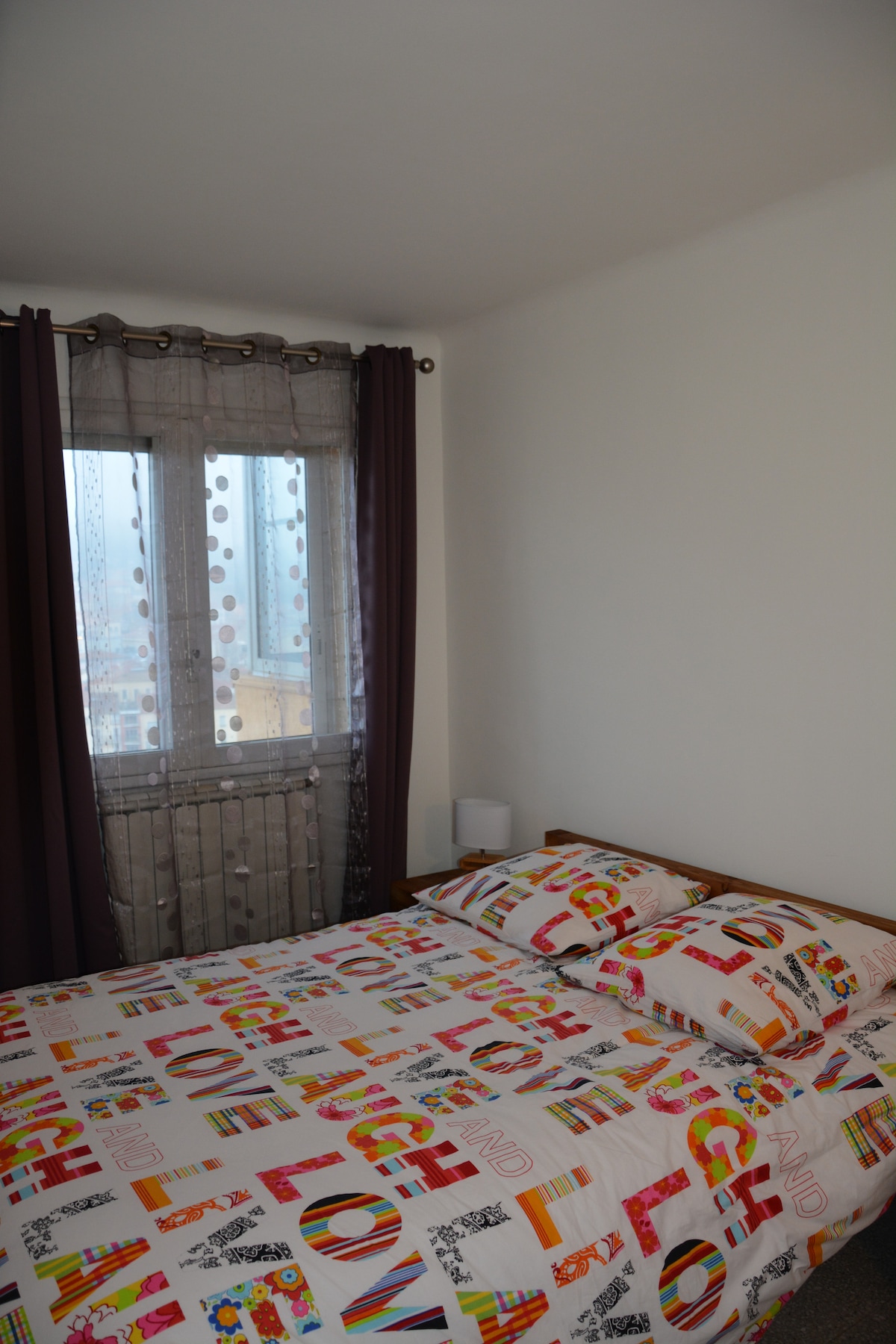 chumba cha mwonekano wa mont Saint Clair