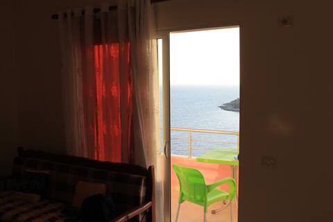 Appartement à deux pas de la mer