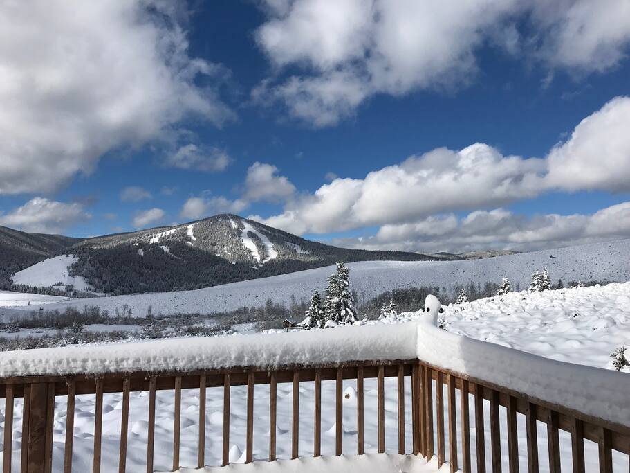 Great views of Maverick ski area!