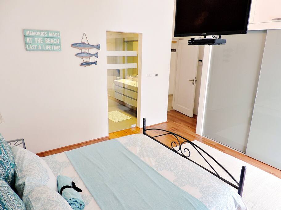 main bedroom with ensuite bathroom