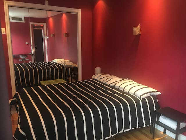 Cozy Plateau Room with Private Shower/Toilet