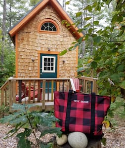 Crooked River Tiny House