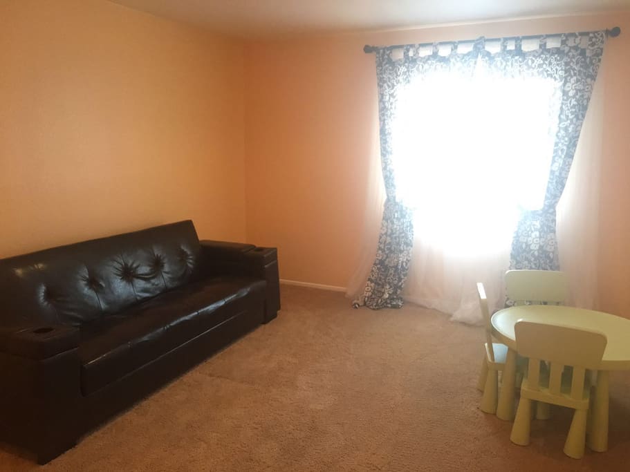 2nd Floor Living Room