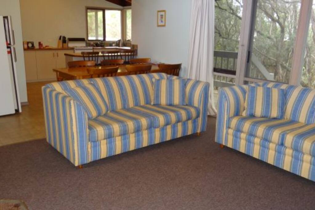 Front living room/ meals