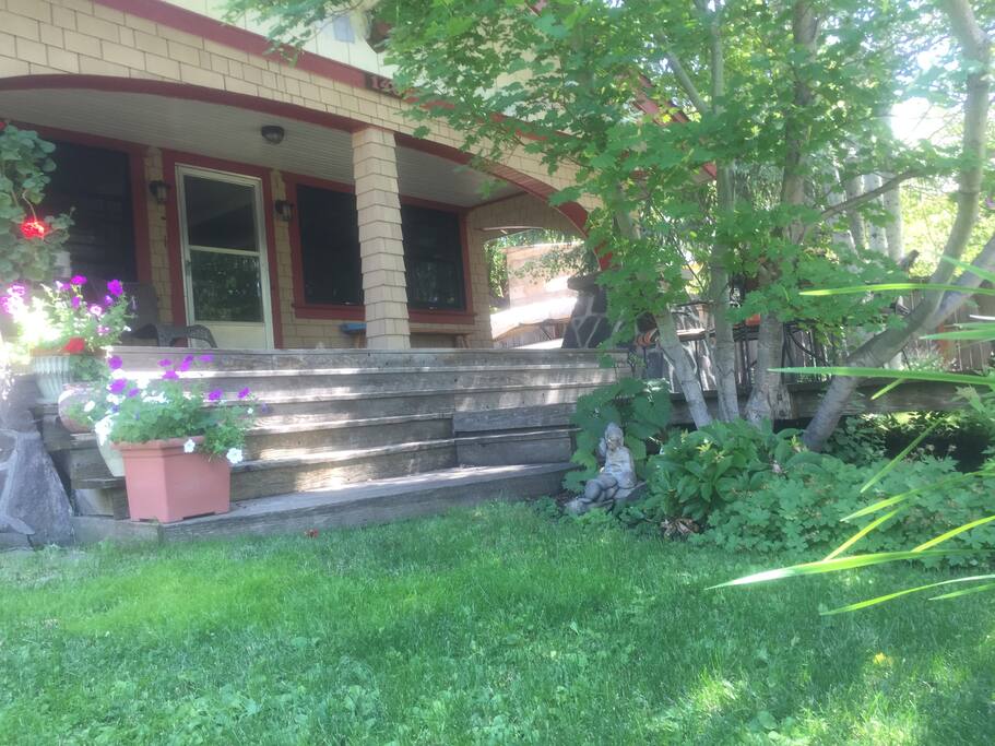 Relaxing Front Porch and Deck