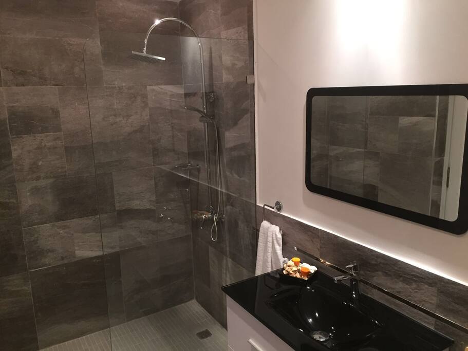 BAÑO PRINCIPAL