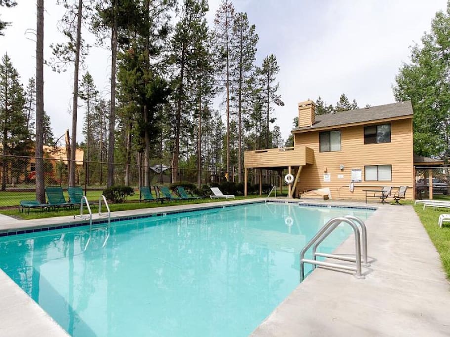 Fairway Village pool - it is not nearly as crowded as the Sunriver Resort pools.