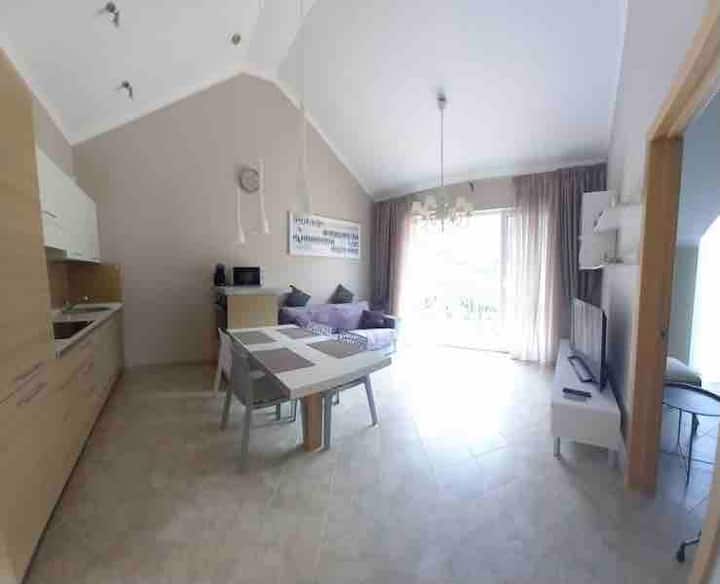 Luxurious 2-bedroom Apartment In Kotor Bay - Monténégro