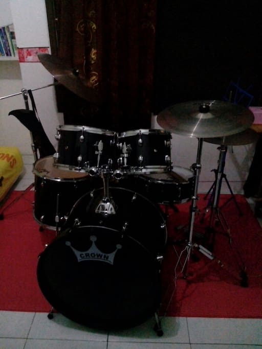The drum you can play with.