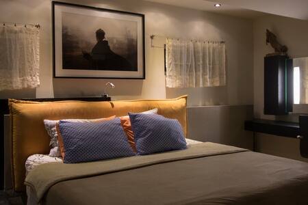 Stylish, comfortable, spacious loft in San Pedro