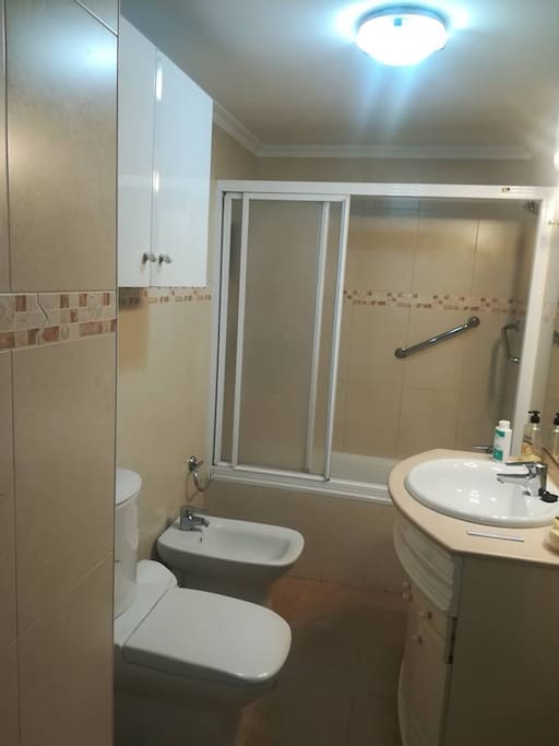 CUARTO DE BAÑO