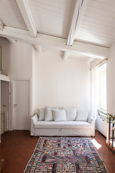 Top performing Airbnb: Beautiful house in the historic center a stone's throw from the sea in Pesaro
