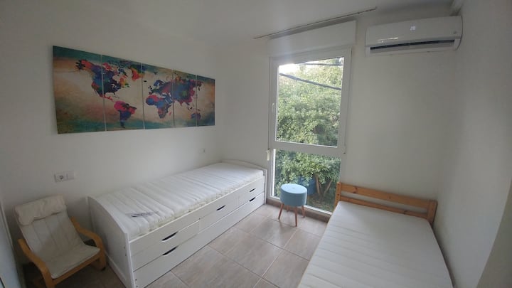 ห้องเด็ก 3 เตียง 90 x 200