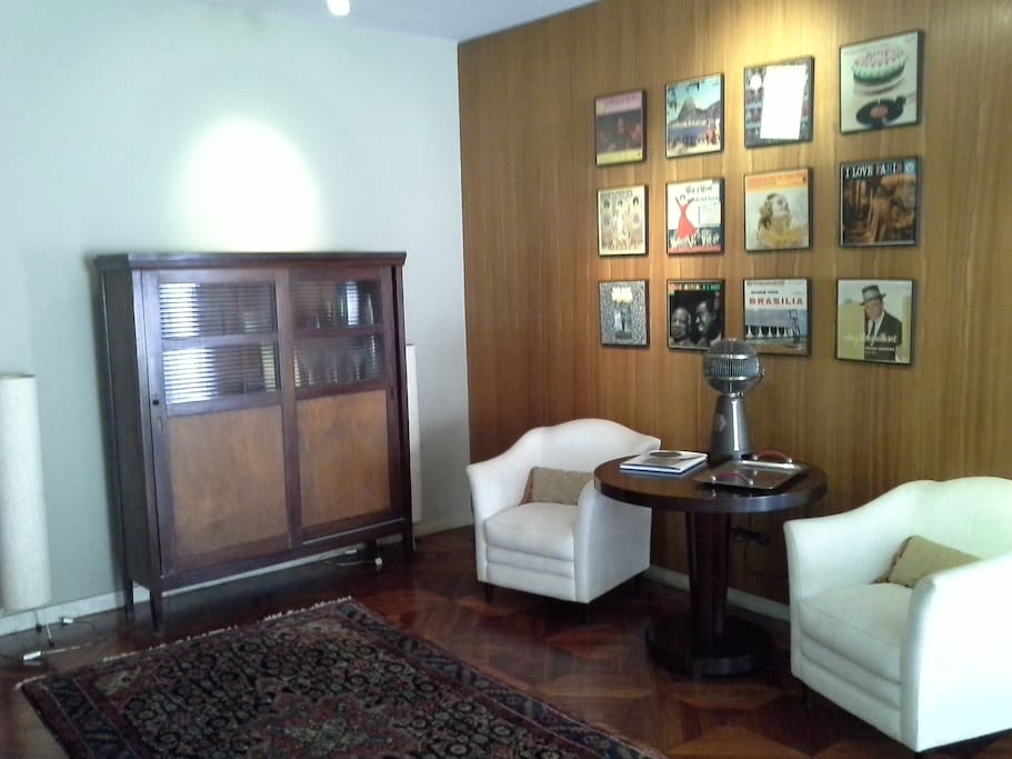 Sitting area #2-Living Room