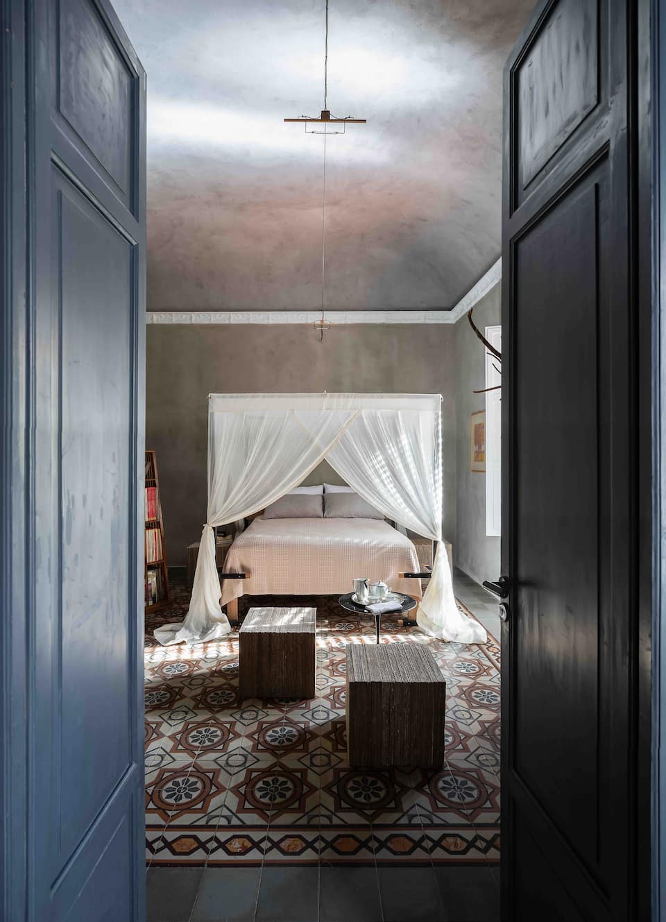 A designer's Art Nouveau flat lined with books, Palermo, Sicily, Italy, photo 9 of 10