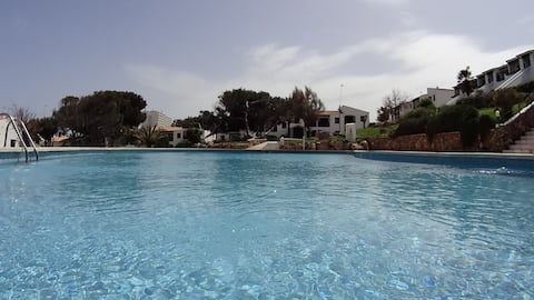 CHARMING APARTMENT, SWIMMING POOL  AND BEACH