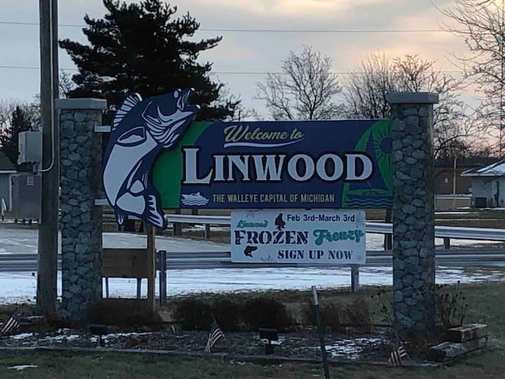 Hunt, Fish, and play in the Walleye Capital of MI. Apartments for Rent in Linwood, Michigan