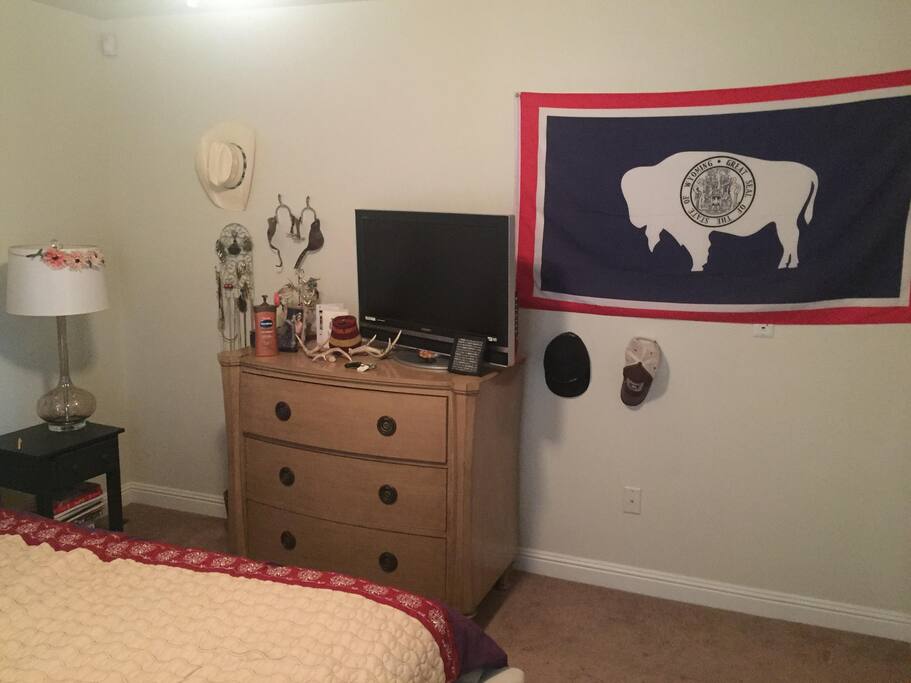 Furnished room with abundant drawer and closet space (personal items will be removed)