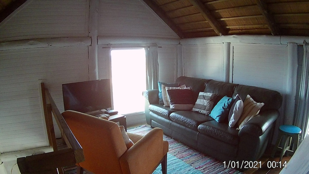 Top performing Airbnb: Premium Cabin · Ocean Views · Very Comfortable in Buenos Aires