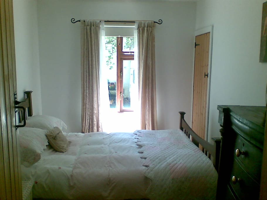 Bed 1