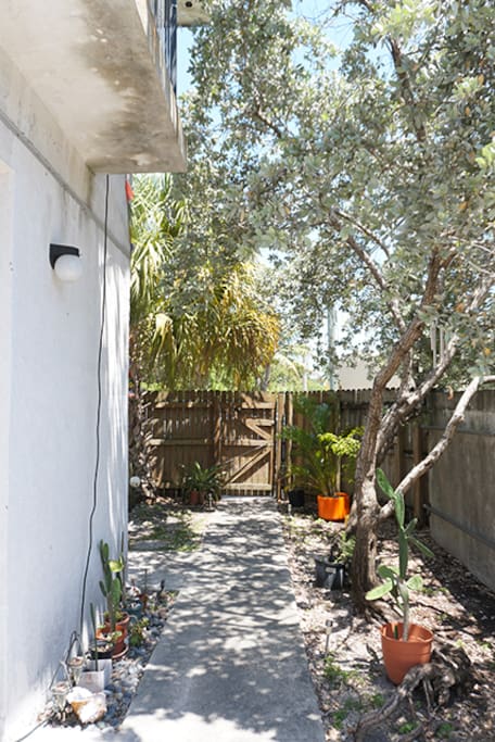 Entrance to property. Apt is on the 2nd floor.