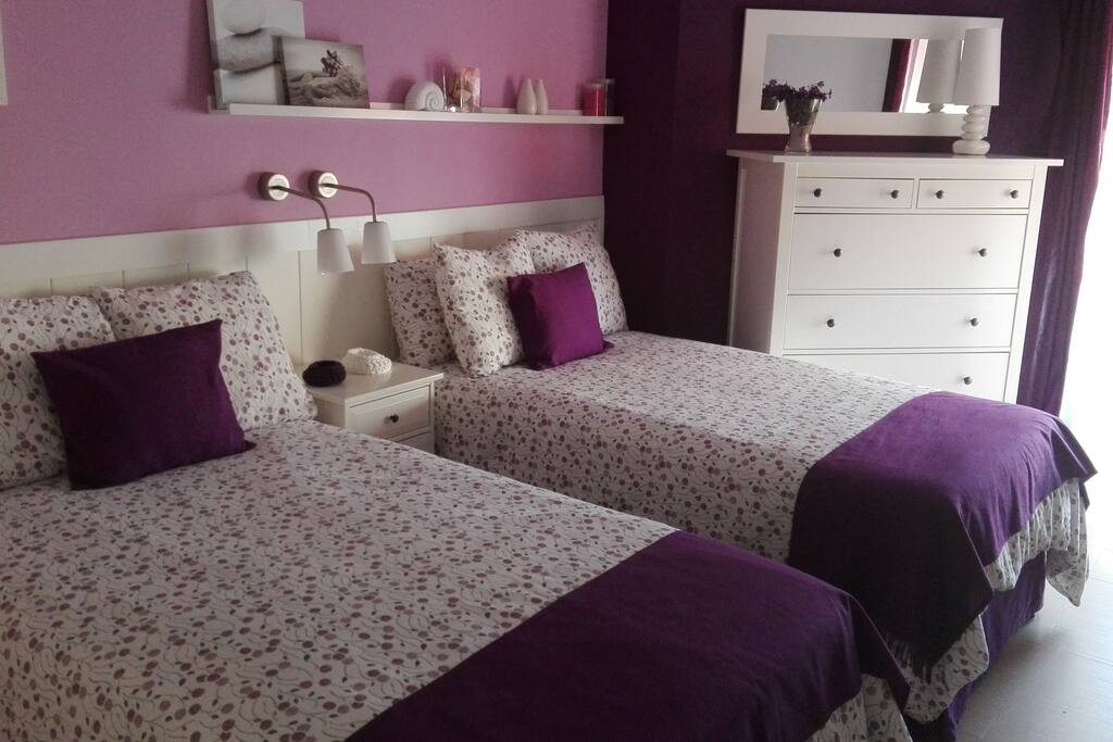 dormitorio amplio y muy comodo