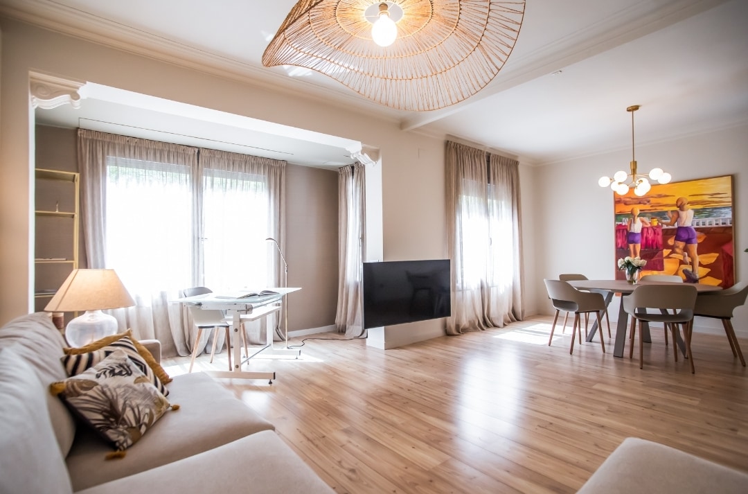 Successful Airbnb property: 3-BEDROOM Quality, space, and tranquility near Turó Parc in Sant Gervasi Galvany