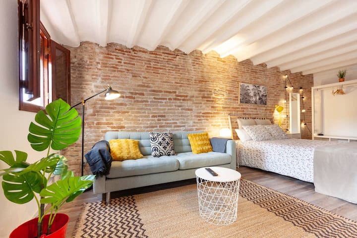 Loft in Historic Center Tarragona C/Santa Anna