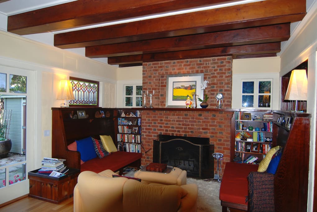 Beautifully Renovated Arts & Craft Home in North Berkeley's Gourmet Ghetto