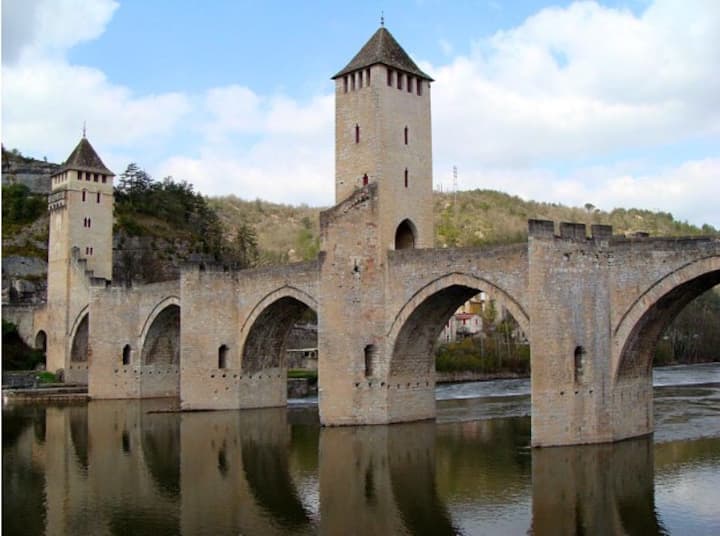 Le Montat Alquileres vacacionales y alojamientos Occitanie, Francia