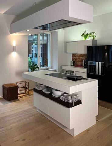 Central Luxury Loft 160qm gallery image 4