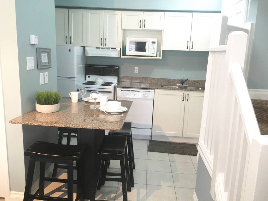 Full kitchen with all amenities.