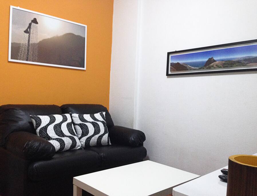 Sala com sofá cama, poltrona, Tv de 40", Tv a cabo e wifi