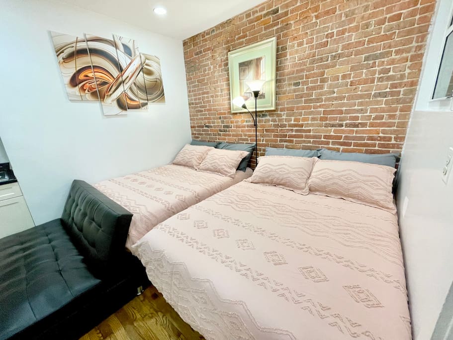 Airbnb Imperial Midtown Studios 728