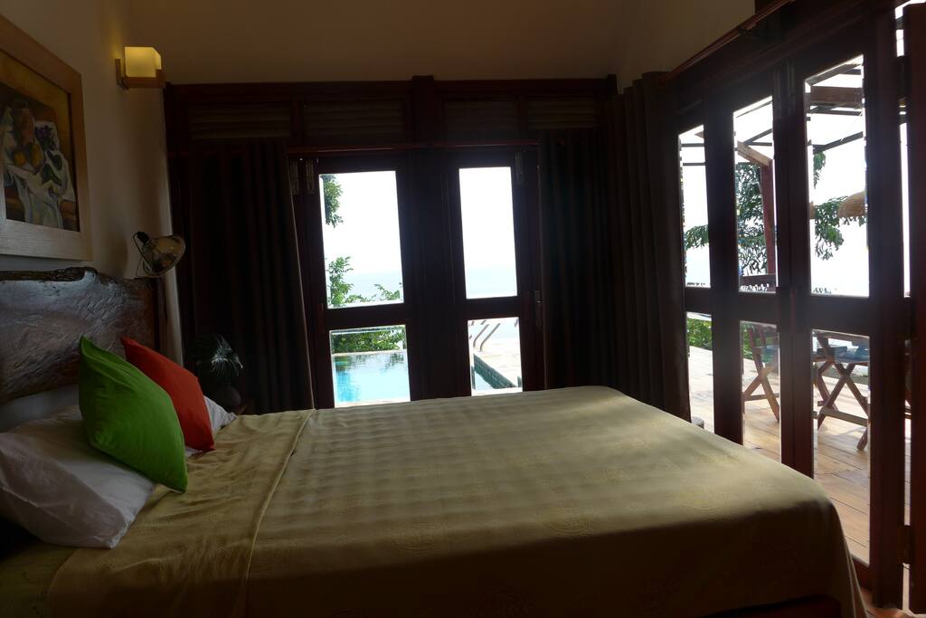 Sea and pool view bedroom 2