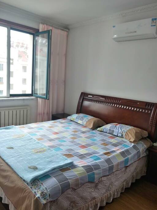 南次卧 south second bedroom
