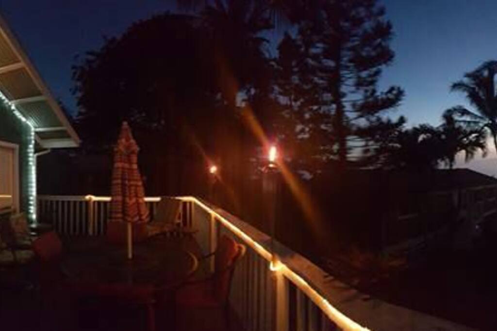 Night time ambiance