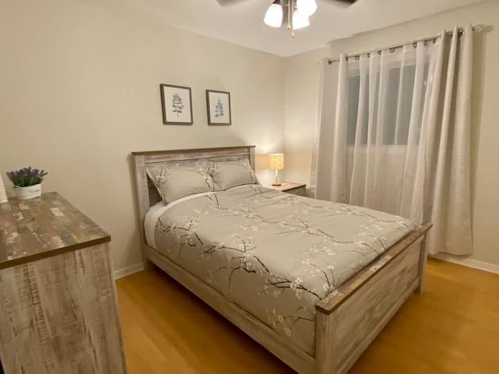 Dormitorio # 1, piso principal