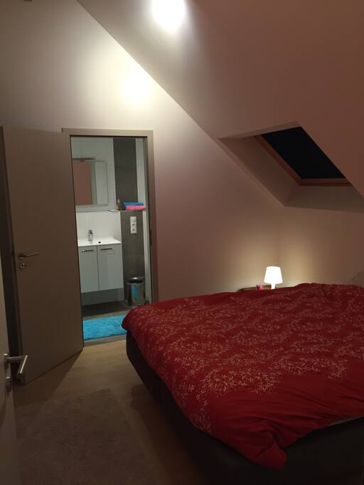 Votre chambre occultée de la lumière extérieure