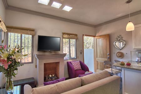 Casita de la Luz Contemporary Mexican Apt