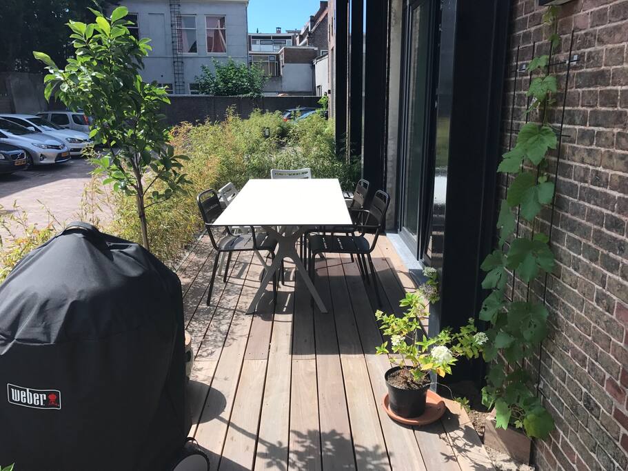 Ground floor private terrace