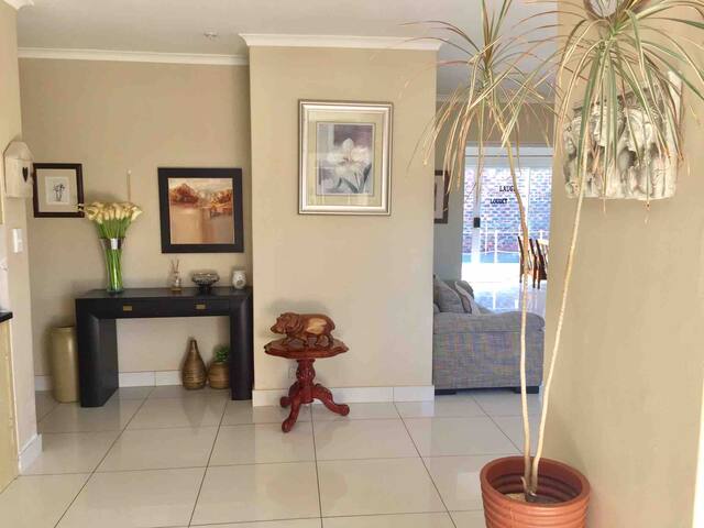 Luxury spacious holiday house near lake and beach gallery image 4