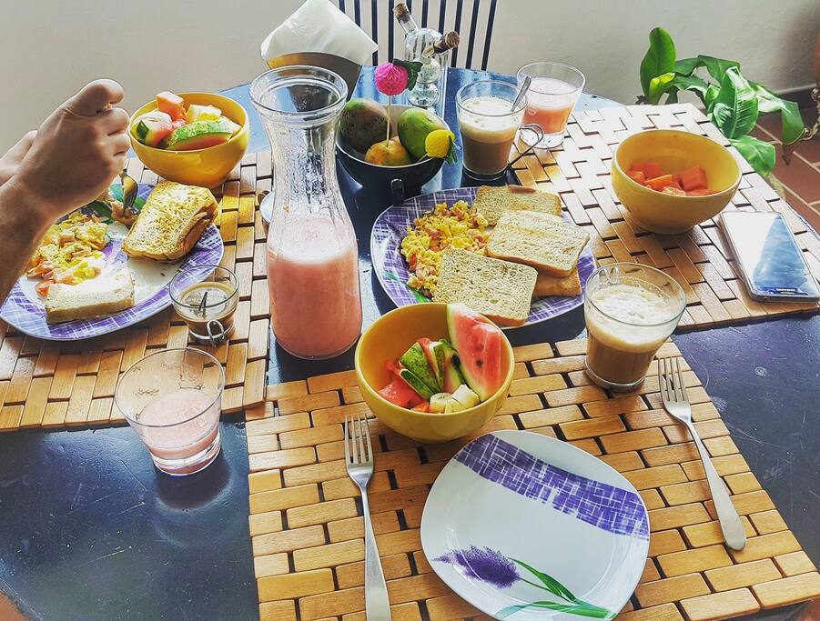 Breakfast!!