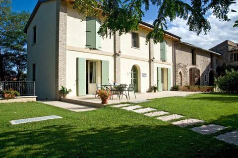 Agriturismo Campagnoletto for large groups