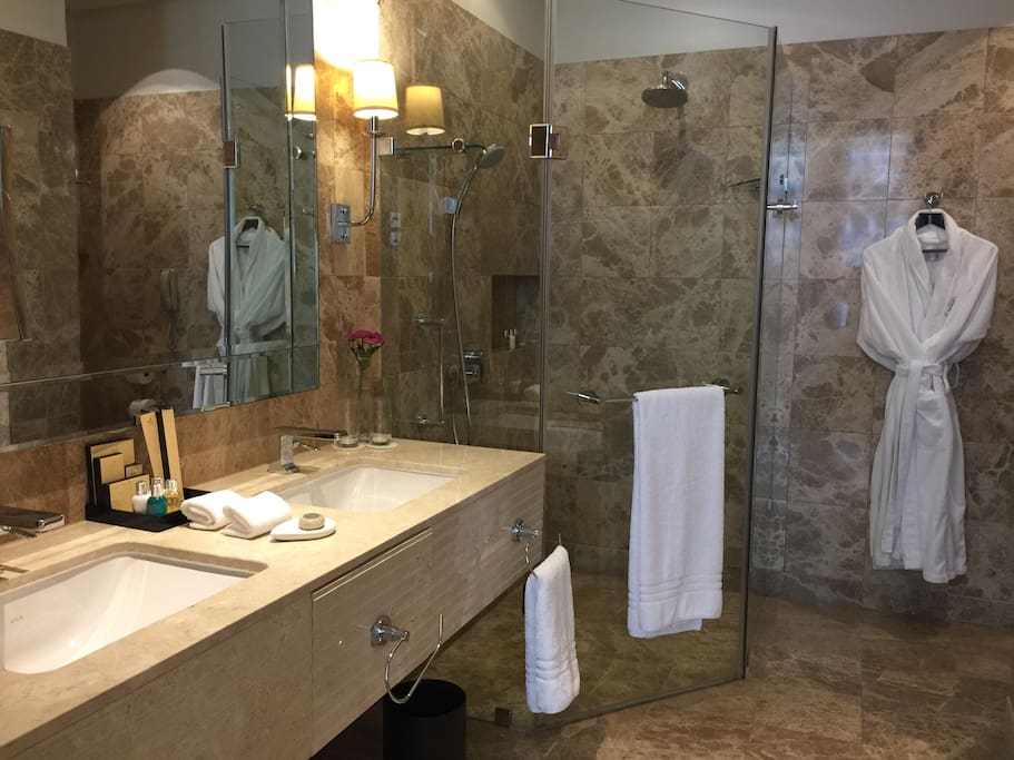 Main bathroom