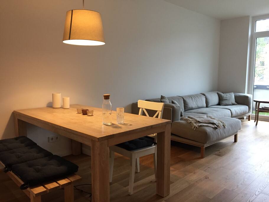 Wohnzimmer / Esszimmer