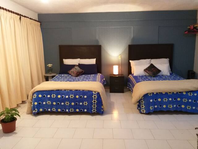 CASA COMPLETA PARA GRUPOS O FAMILIAS 3 NIVELES gallery image 3