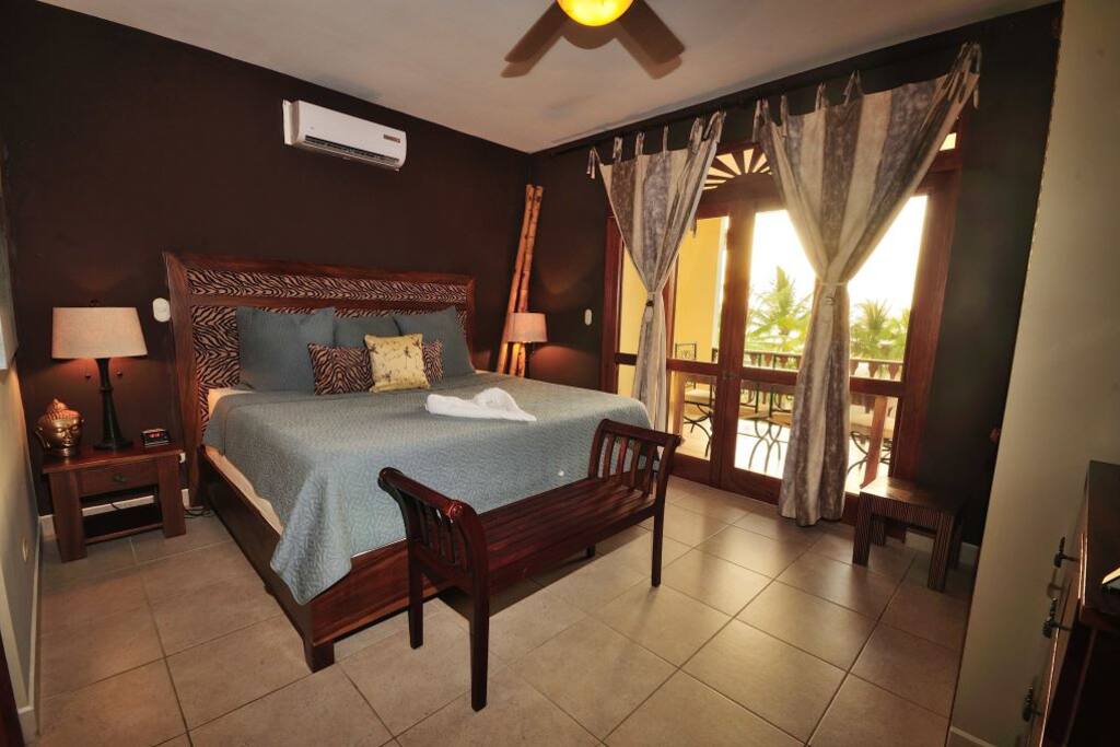 Luxurious bedding and high-quality mattresses ensure that you feel you are at home when you stay in our condo. En suite master bathroom and master bedroom balcony with ocean views provide beautiful views well relaxing.